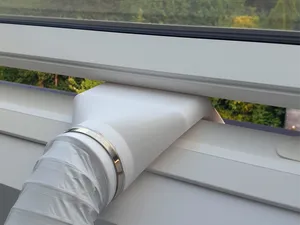 Abluftstutzen für Dachfenster mit 45°-Auslass