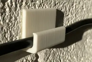 Parametric cable holder (FreeCAD)