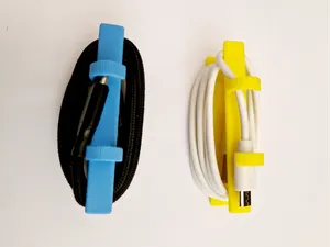 Avvolgicavo USB compatto e funzionale