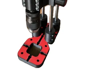 Bohrständer mit Hebel und entkoppeltem Bohrfutter