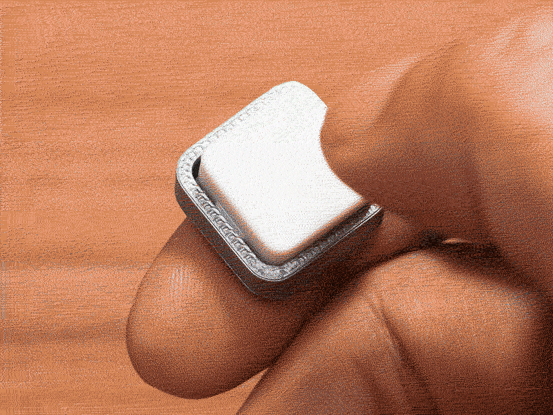 a button (magnetic power)