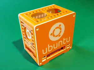 Ubuntu Themed Raspberry Pi Desktop Case