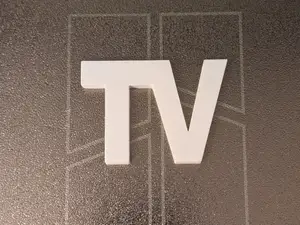tenna tv chest pin