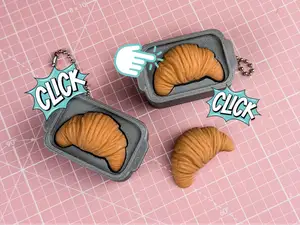 Croissant in Oven Tray Clicker (NO AMS NEEDED)