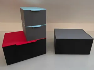 Stapelkisten mit Deckel 