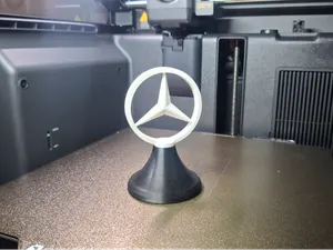 Mercedes Stern als Tischaufsteller