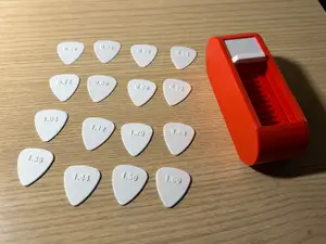 Guitar Pick Holder with Variable Thickness Picks