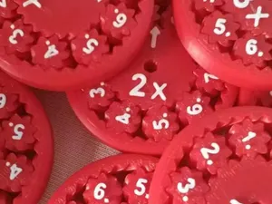 数字指尖陀螺乘除法玩具 乘10除10（Math Fidget Spinners ×10÷10）