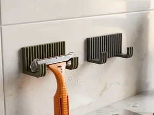 razor holder