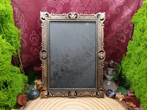 Ornate Decorative Frame for Creature Plates - v2