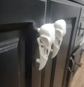 Raven door handles