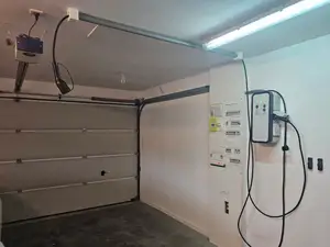 EV spider cable - Suspended cable roller