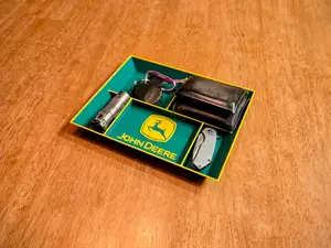 John Deere - EDC Pocket Dump Tray