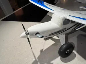 E-Flite - UMX Turbo Timber Evo - battery hatch