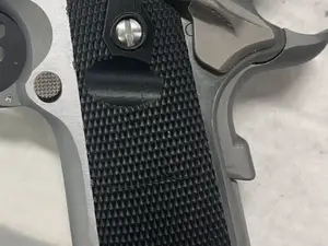 Colt Classic 1911 Grips