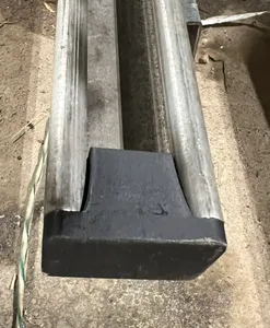 Shallow strut end caps