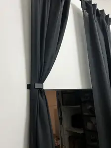 Curtain Holder