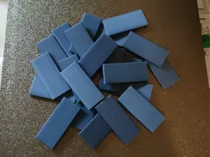 Domino tiles
