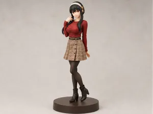 Yor Forger Figure Spy x Family
