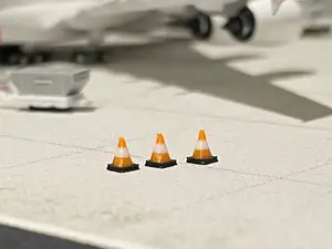 Airport Traffic Cones 1:400 GSE