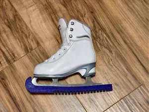 Ice Skate Blade Guard (27cm)