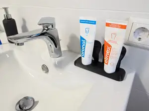 Toothy Twisters: The Ultimate Toothpaste Squeezers