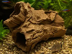 Aquarium-Höhle „Natural Driftwood Cave“