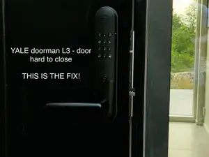 Yale doorman L3/L3S Adjustment plate- strike plate