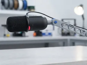 Microphone attachment for Mechanical Phone Holder