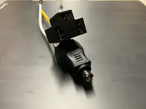 H4 style headlight plug adapter