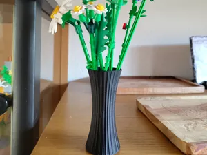 The Botanical Collection Daisies vase