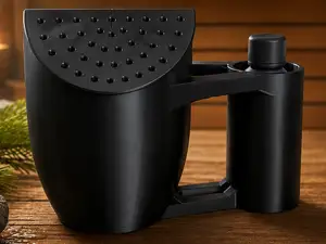 Saunakelle mit integriertem Aromaöl-Halter