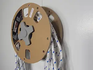 Spool wire holder
