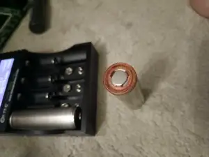 Insulating gasket for 21700 battery