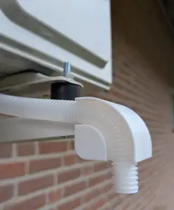 Führung Schlauch Klimaanlage|Air conditioner drain