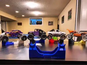 Free Adjustable RC Display Stand 1/18 1/24