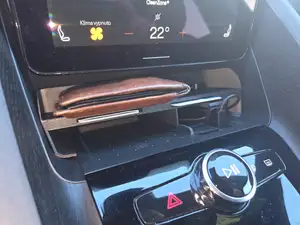 Polestar 2 - center shelf + RFID cards holder