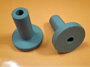 Toilet seat fixing device