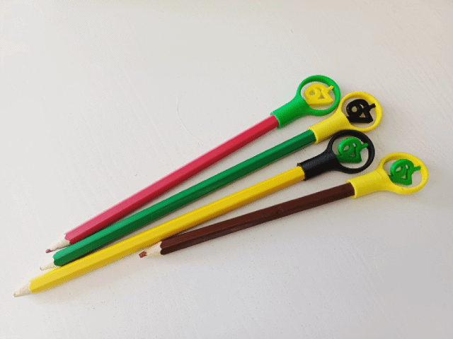 Spinner Six-Seven 67 pencil topper | Crayons