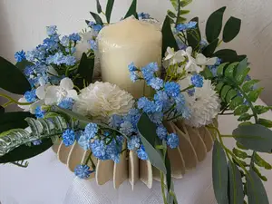Blumendeko/ Kerzenhalter - Sockel in Wabenoptik