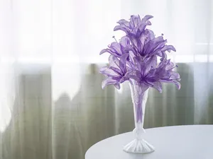 百合花瓶