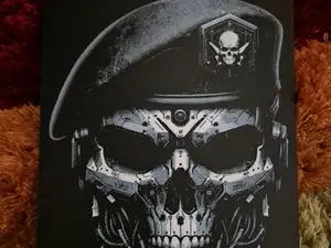 skull beret hueforge