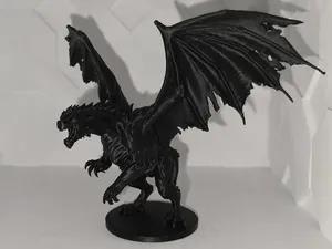 Epischer Schwarzer Drache