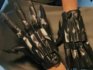 Gauntlets for leather gloves