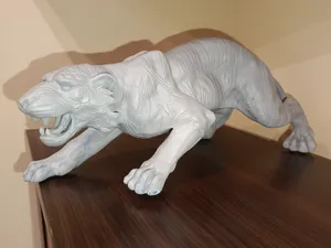 Tiger Sculpture (2-Part Model)