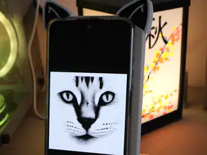 Porta Smartphone Gattoso Facile & Senza Supporti!