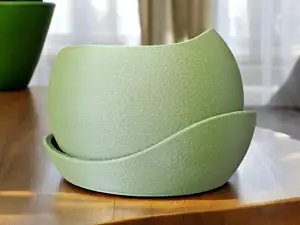 Shark Skin Plant Pot With Saucer