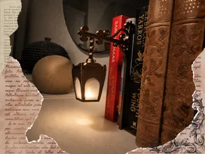 Small Hanging Bookshelf Lantern Book Nook - KC020