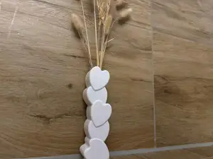 Herzförmige Minimalistische Vase Herzturm
