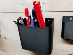 Wall hanging pen holder